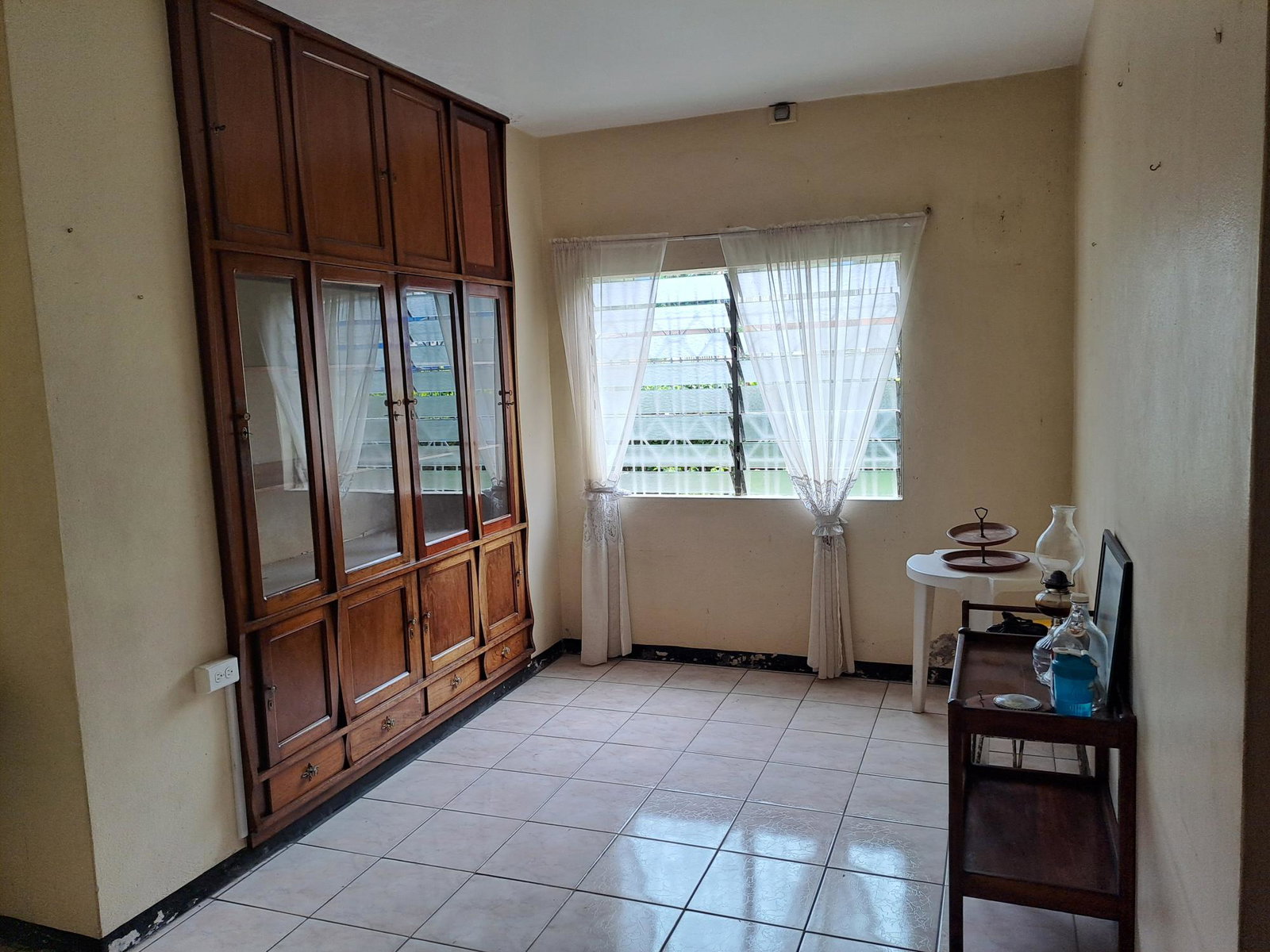 Spacious-Two-Storey-House-for-Sale-in-Three-Oaks-Gardens-St.-Andrew-Jamaica Sixth image of 5 Miraflores Drive in Kingston 19, St. Andrew, Jamaica - property is For Sale
