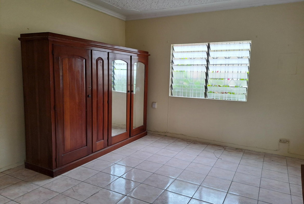 Eighth image of 5 Miraflores Drive in Kingston 19, St. Andrew, Jamaica - property is For Sale