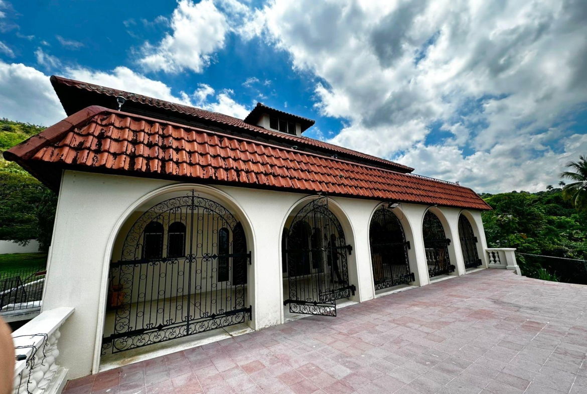 Seventeenth image of 3 Ridgeway in Kingston 6, St. Andrew, Jamaica - property is For Sale