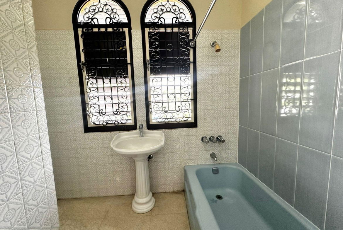 Tenth image of 3 Ridgeway in Kingston 6, St. Andrew, Jamaica - property is For Sale