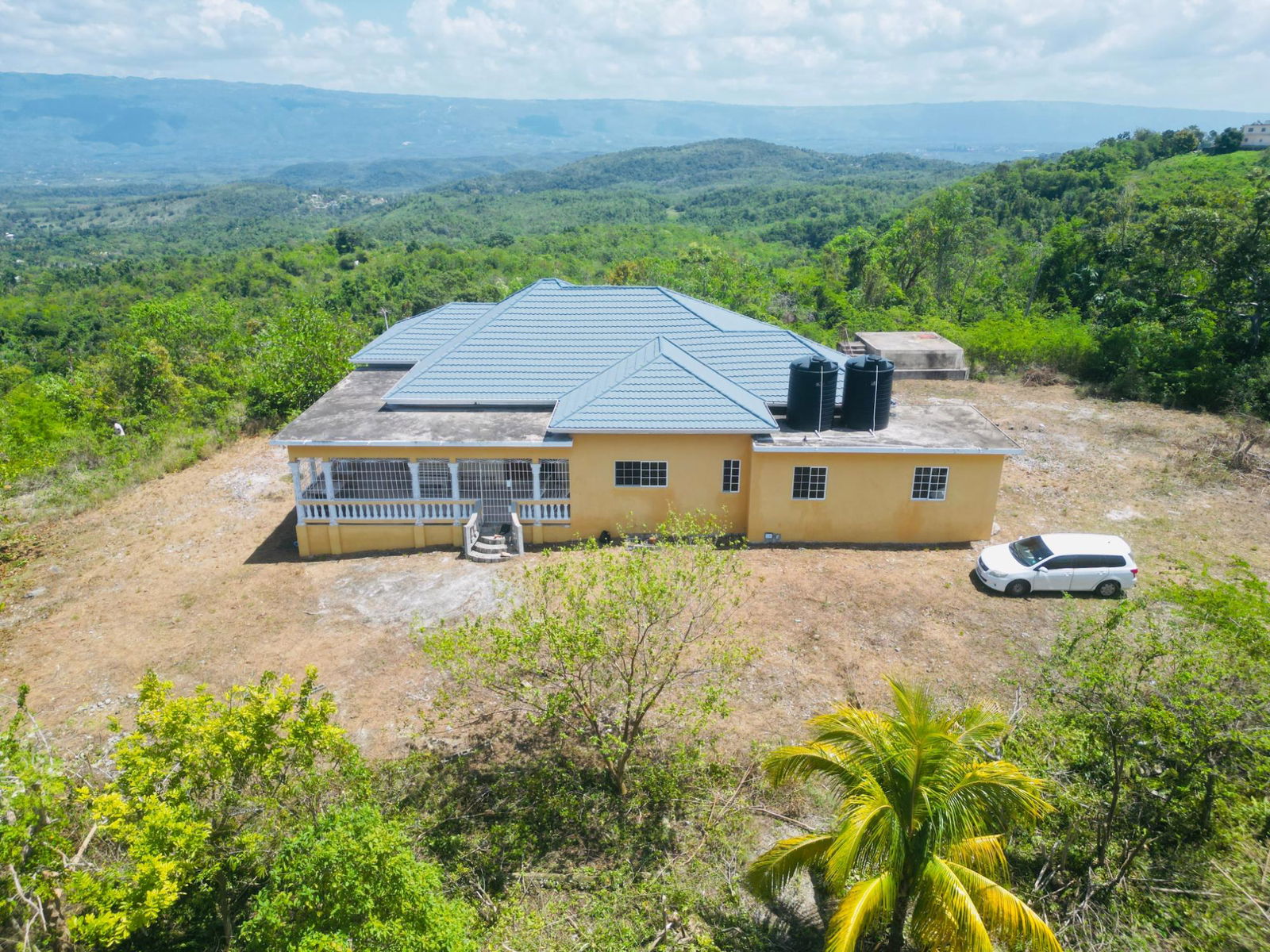 St.-Elizabeth-Hillside-House-for-Sale-–-3000-sqft-Home-with-Mountain-Views-in-Jamaica Fourth image of Part of Meribah in Leeds, St. Elizabeth, Jamaica - property is For Sale