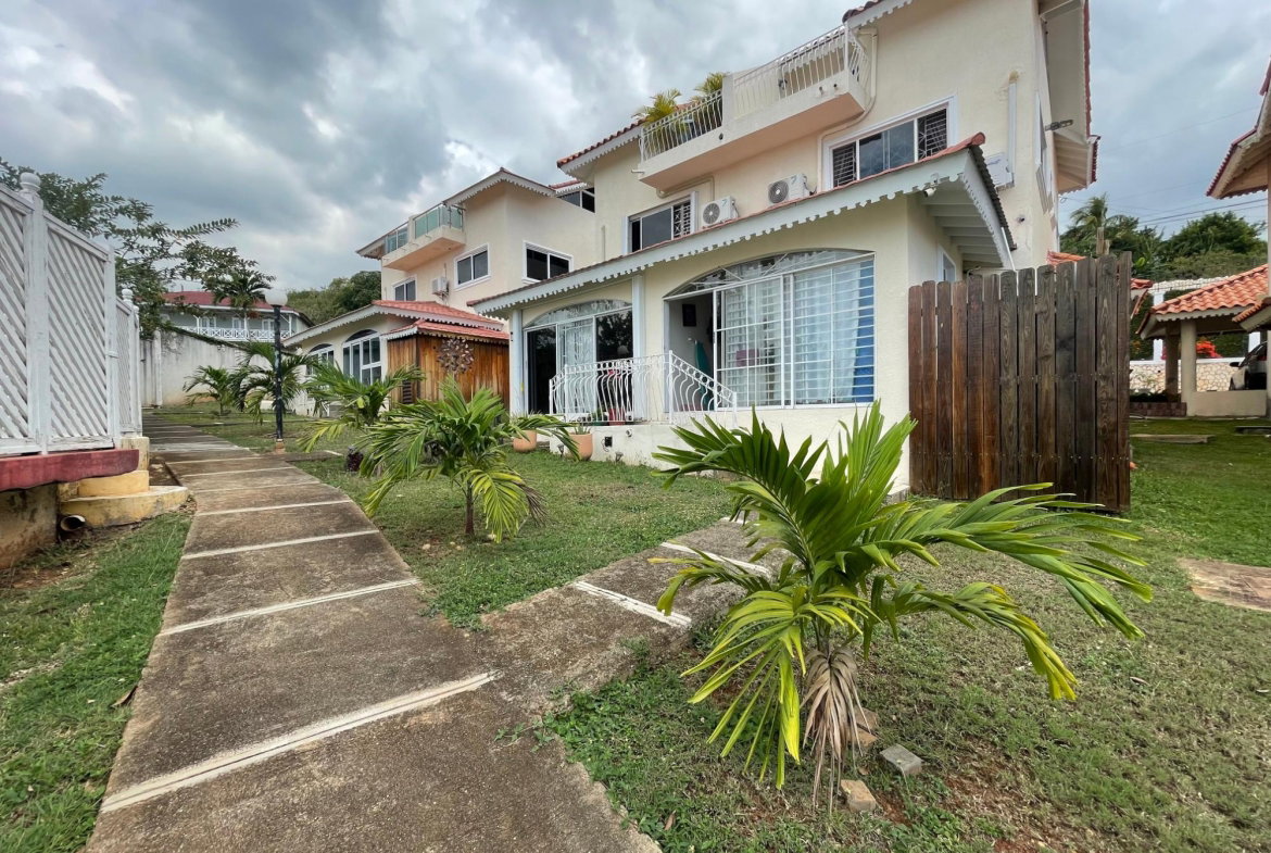 Second image of Plantation Drive in Red Hills, St. Andrew, Jamaica - property is For Sale