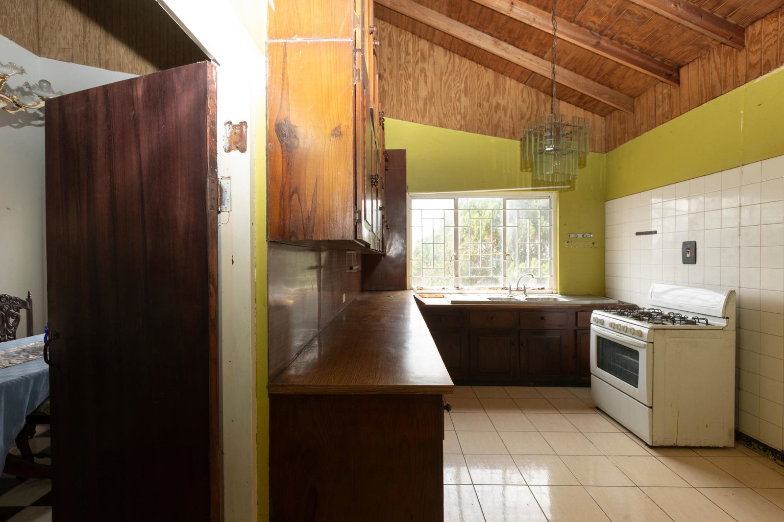 Stunning-6-Bedroom-House-for-Sale-in-Manor-Park-Kingston-St.-Andrew-Jamaica Twelfth image of 8 Stilwell Road in Kingston 8, St. Andrew, Jamaica - property is For Sale