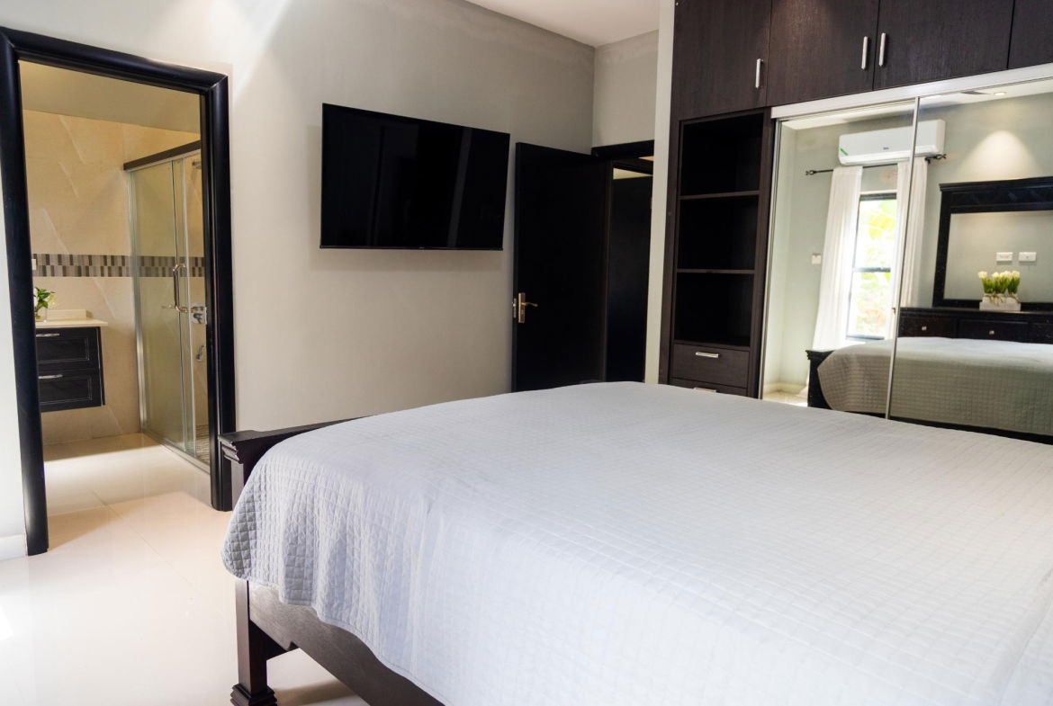 Eleventh image of 16- Pyramid Point in Ocho Rios, St. Ann, Jamaica - property is For Sale