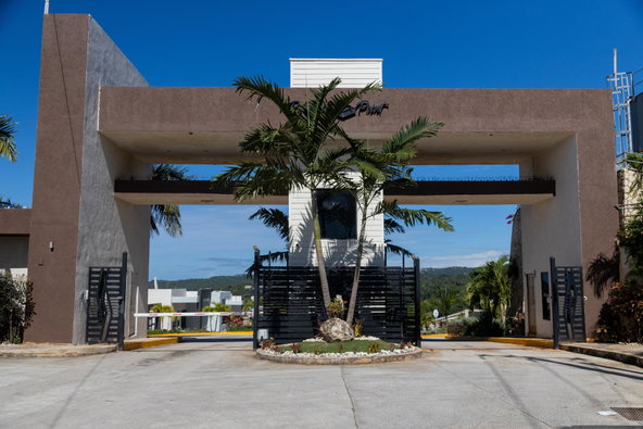 Eighteenth image of 16- Pyramid Point in Ocho Rios, St. Ann, Jamaica - property is For Sale