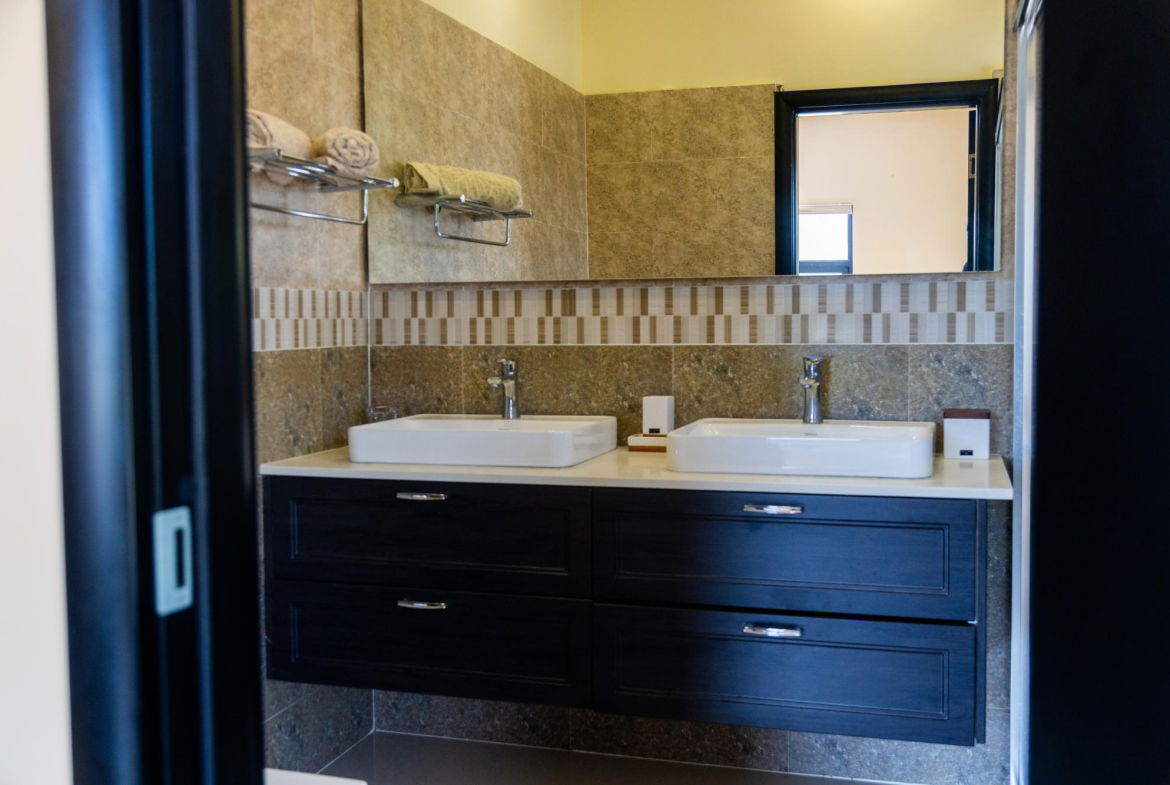 Eighth image of 16- Pyramid Point in Ocho Rios, St. Ann, Jamaica - property is For Sale