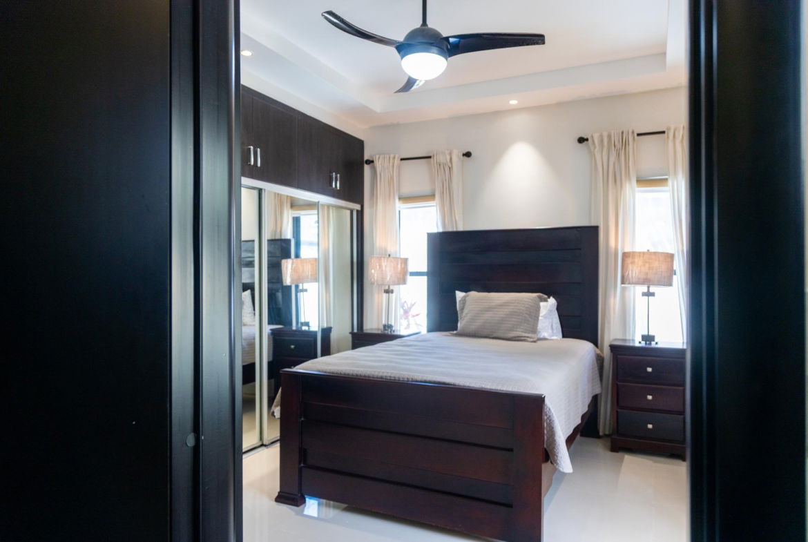 Ninth image of 16- Pyramid Point in Ocho Rios, St. Ann, Jamaica - property is For Sale