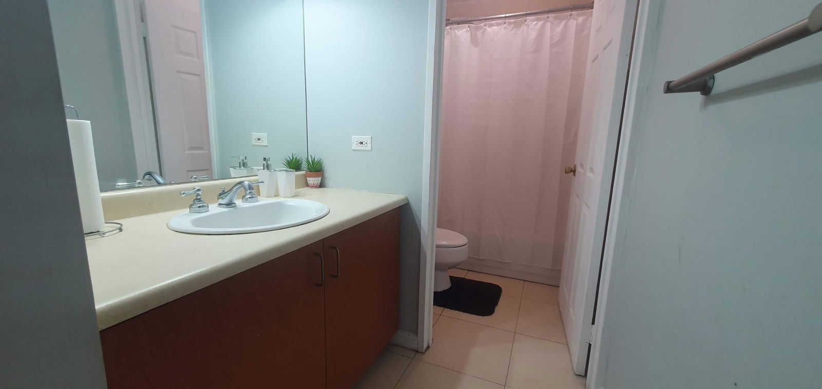 Eighteenth image of 23 Hopefield Avenue in Kingston 6, St. Andrew, Jamaica - property is For Rent