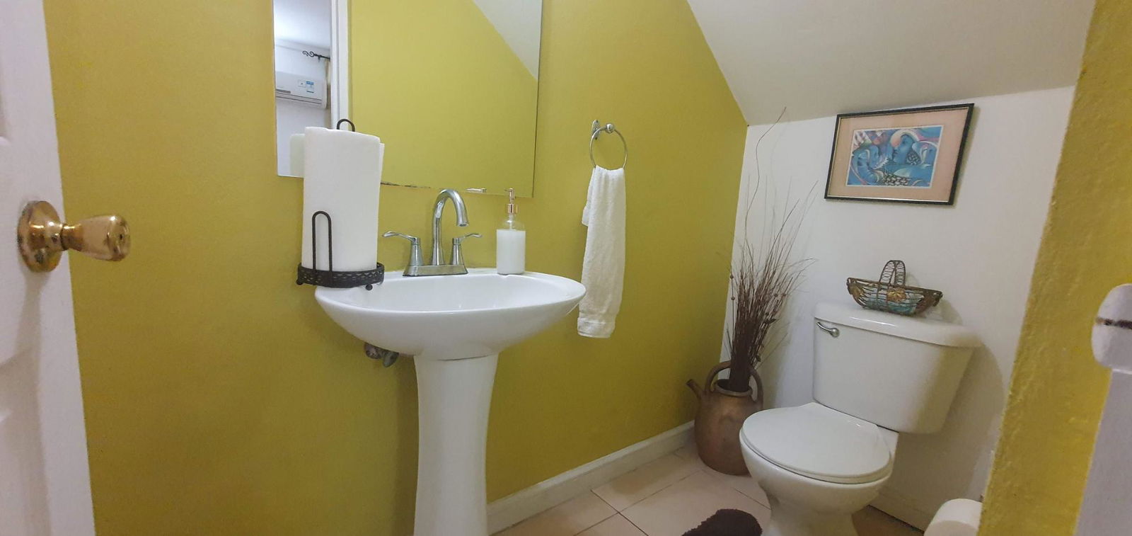 Nineteenth image of 23 Hopefield Avenue in Kingston 6, St. Andrew, Jamaica - property is For Rent