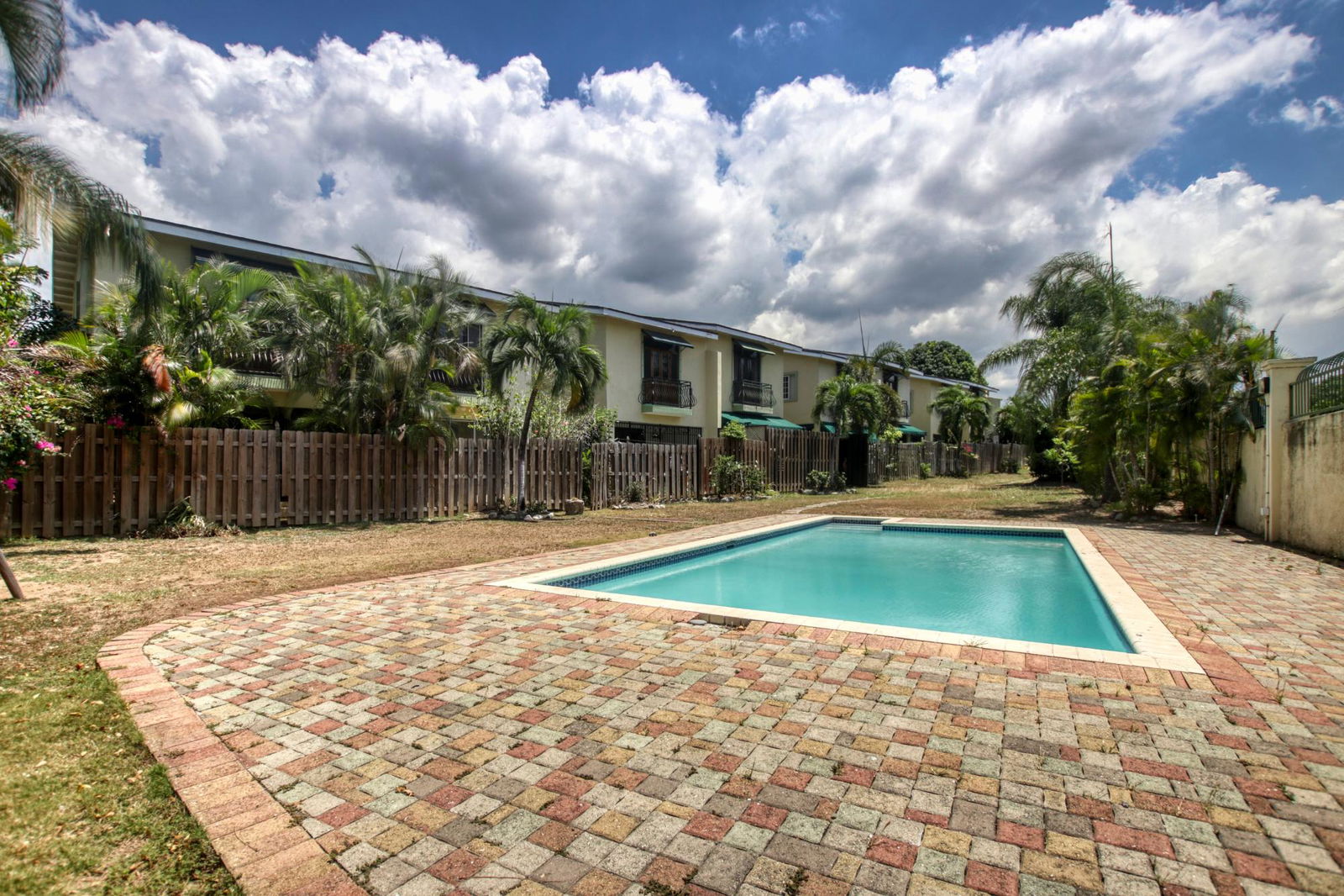 Fifth image of 23 Hopefield Avenue in Kingston 6, St. Andrew, Jamaica - property is For Rent