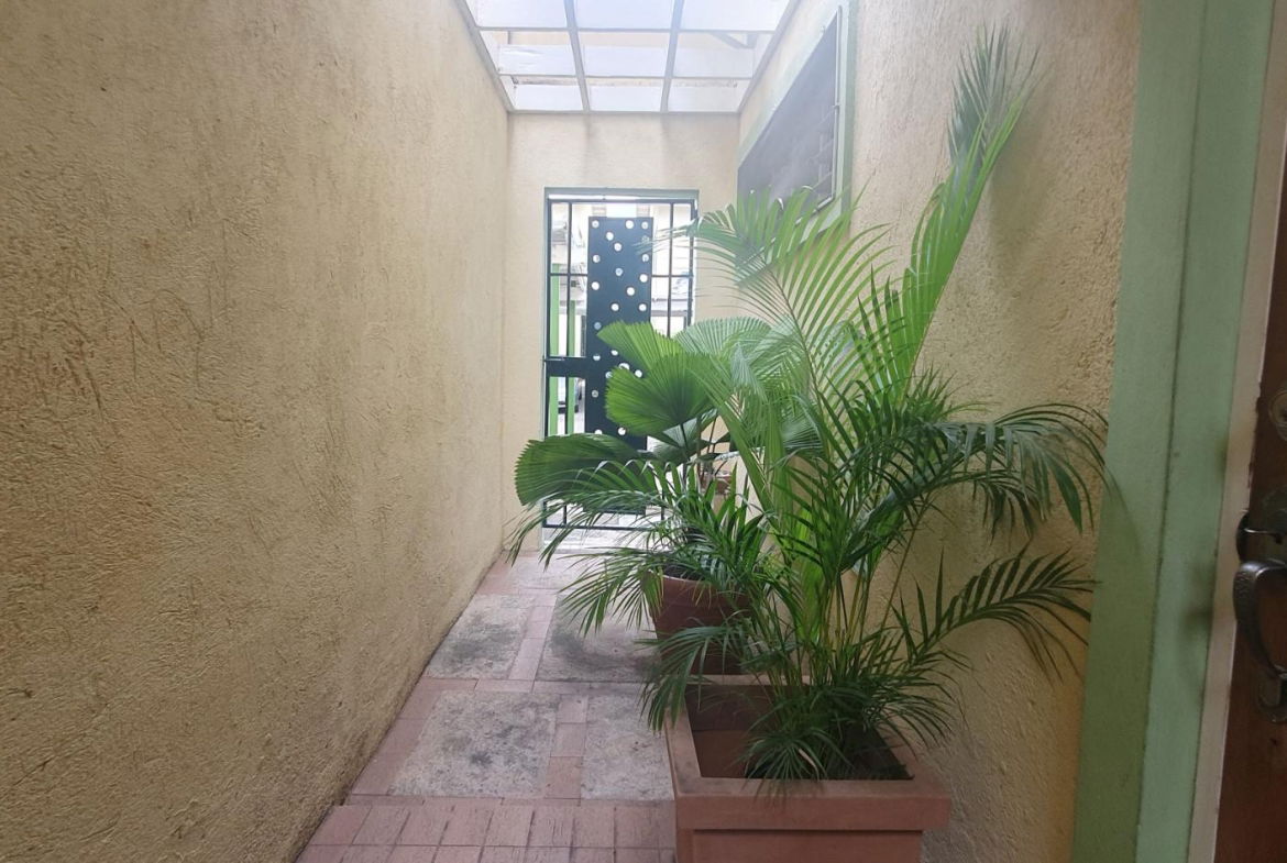 Seventh image of 23 Hopefield Avenue in Kingston 6, St. Andrew, Jamaica - property is For Rent