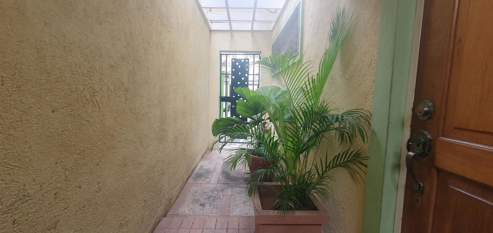 Seventh image of 23 Hopefield Avenue in Kingston 6, St. Andrew, Jamaica - property is For Rent