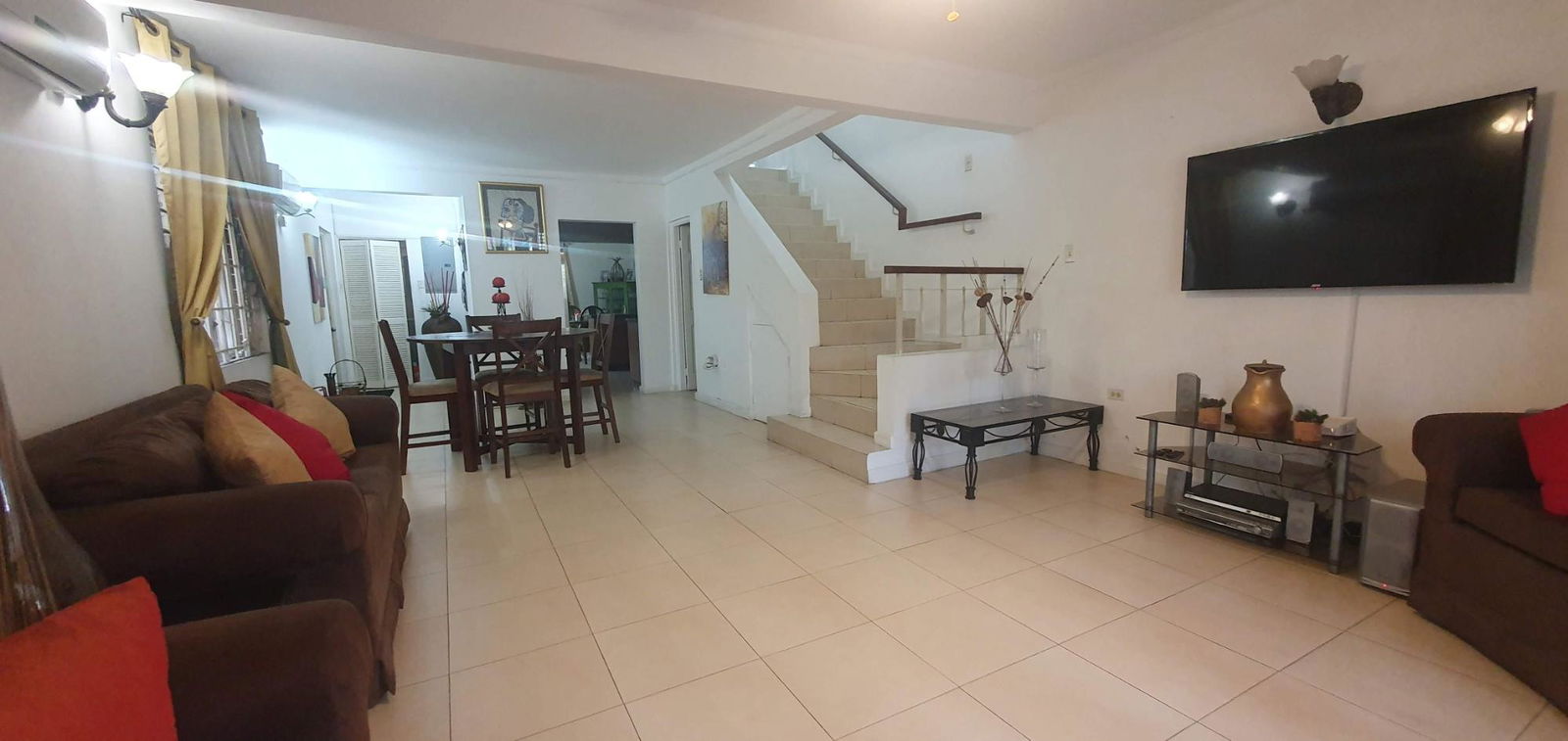 Eighth image of 23 Hopefield Avenue in Kingston 6, St. Andrew, Jamaica - property is For Rent