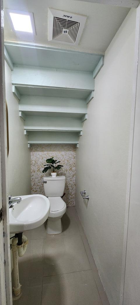 Townhouse-for-Rent-in-Ocho-Rios-St.-Ann-–-2-Bed-3-Bath-at-29-Marine-Gardens Thirteenth image of 29 Marine Gardens in Ocho Rios, St. Ann, Jamaica - property is For Rent