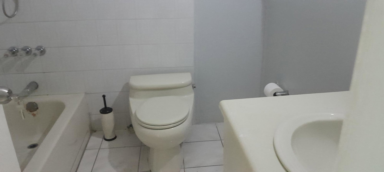 Eighteenth image of 9- 3 Broadway Road in Kingston 8, St. Andrew, Jamaica - property is For Rent
