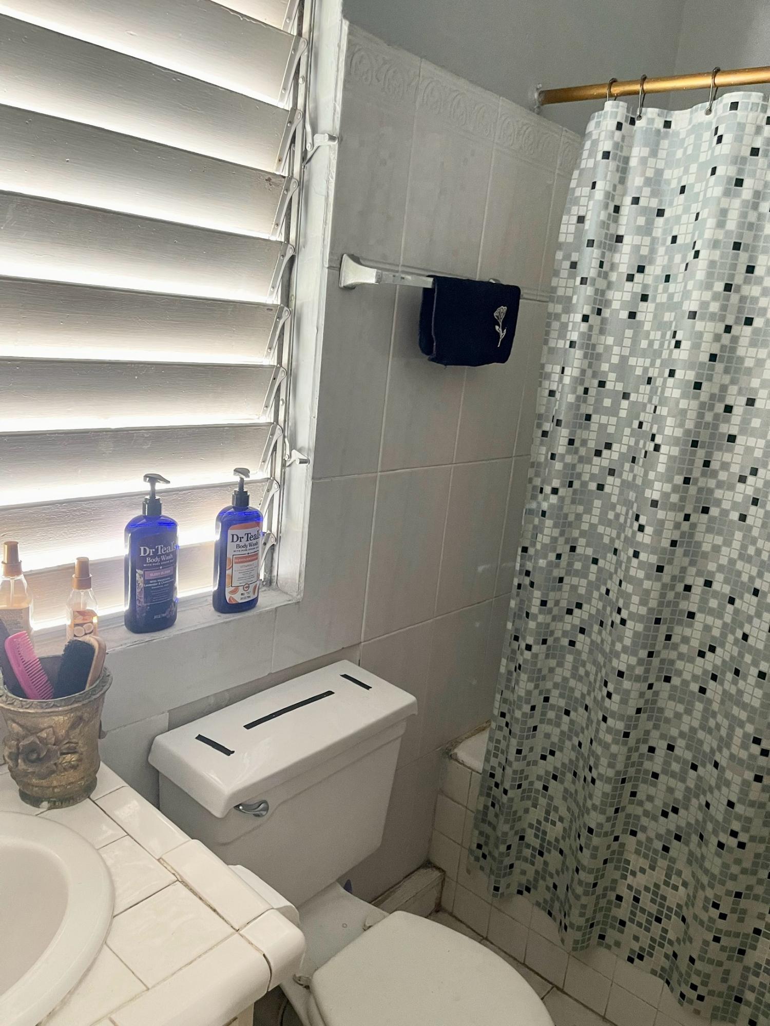 Twenty-First image of 11 Covington Close in Kingston 10, St. Andrew, Jamaica - property is For Sale