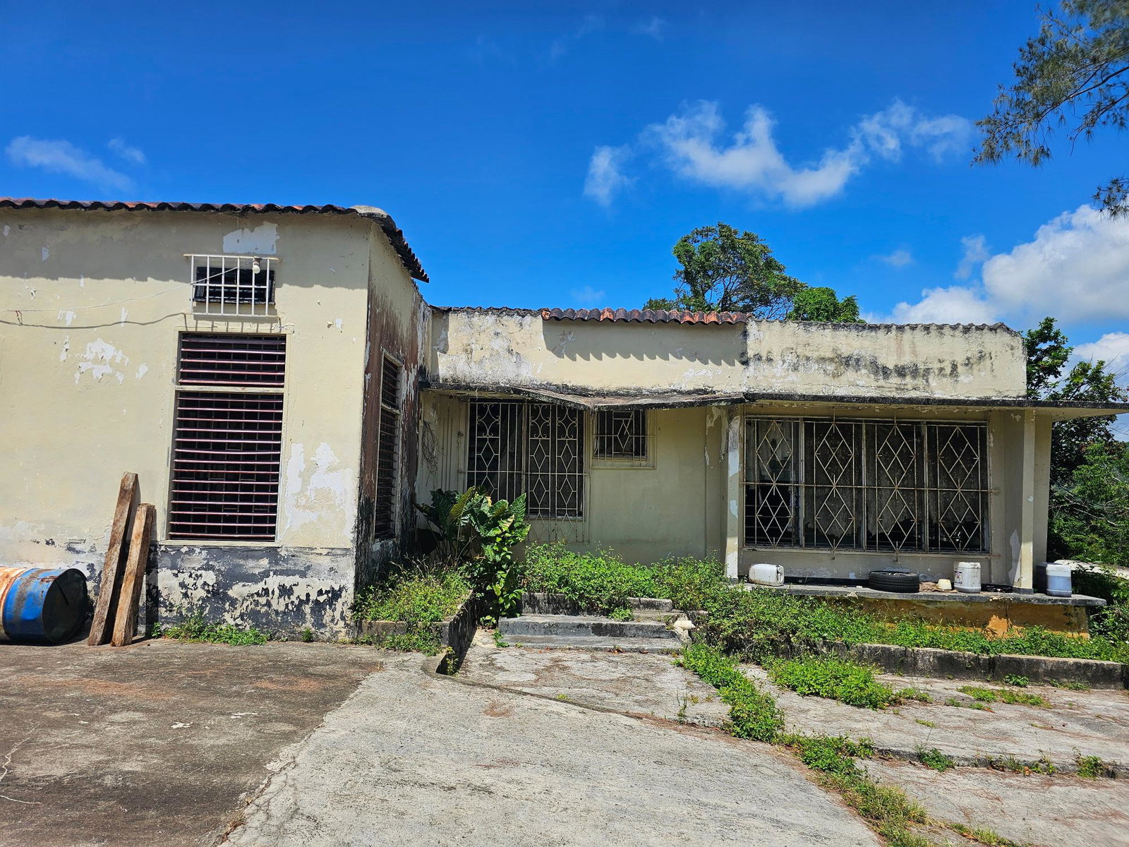 Twenty-Fourth image of Matthew Hall in Browns Town, St. Ann, Jamaica - property is For Sale