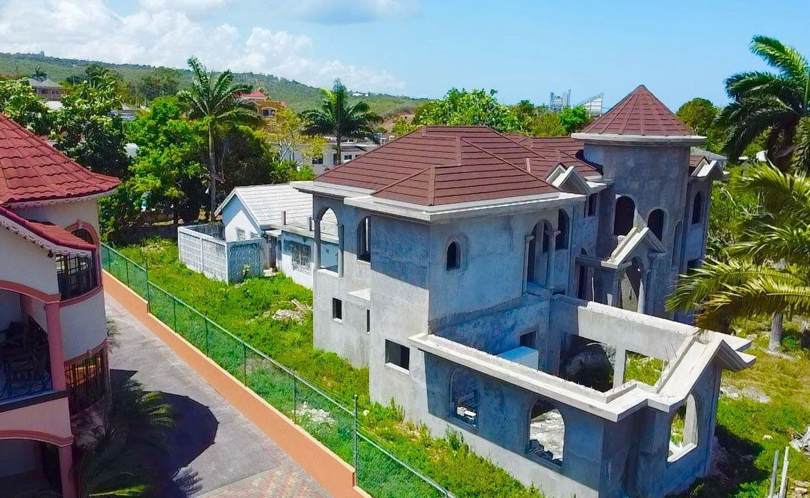 Fifth image of 124 Ironshore in Montego Bay, St. James, Jamaica - property is For Sale