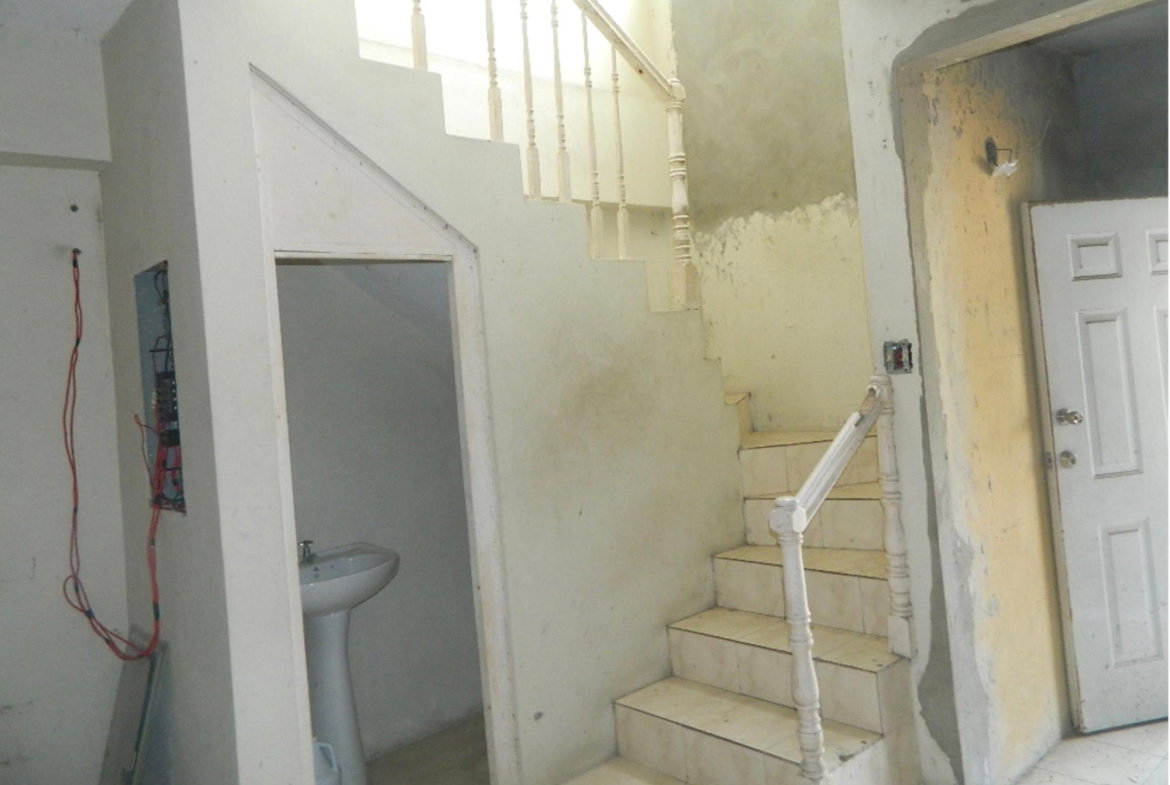 Ninth image of 109 Starfish Drive , Bogue es in Bogue, St. James, Jamaica - property is For Sale