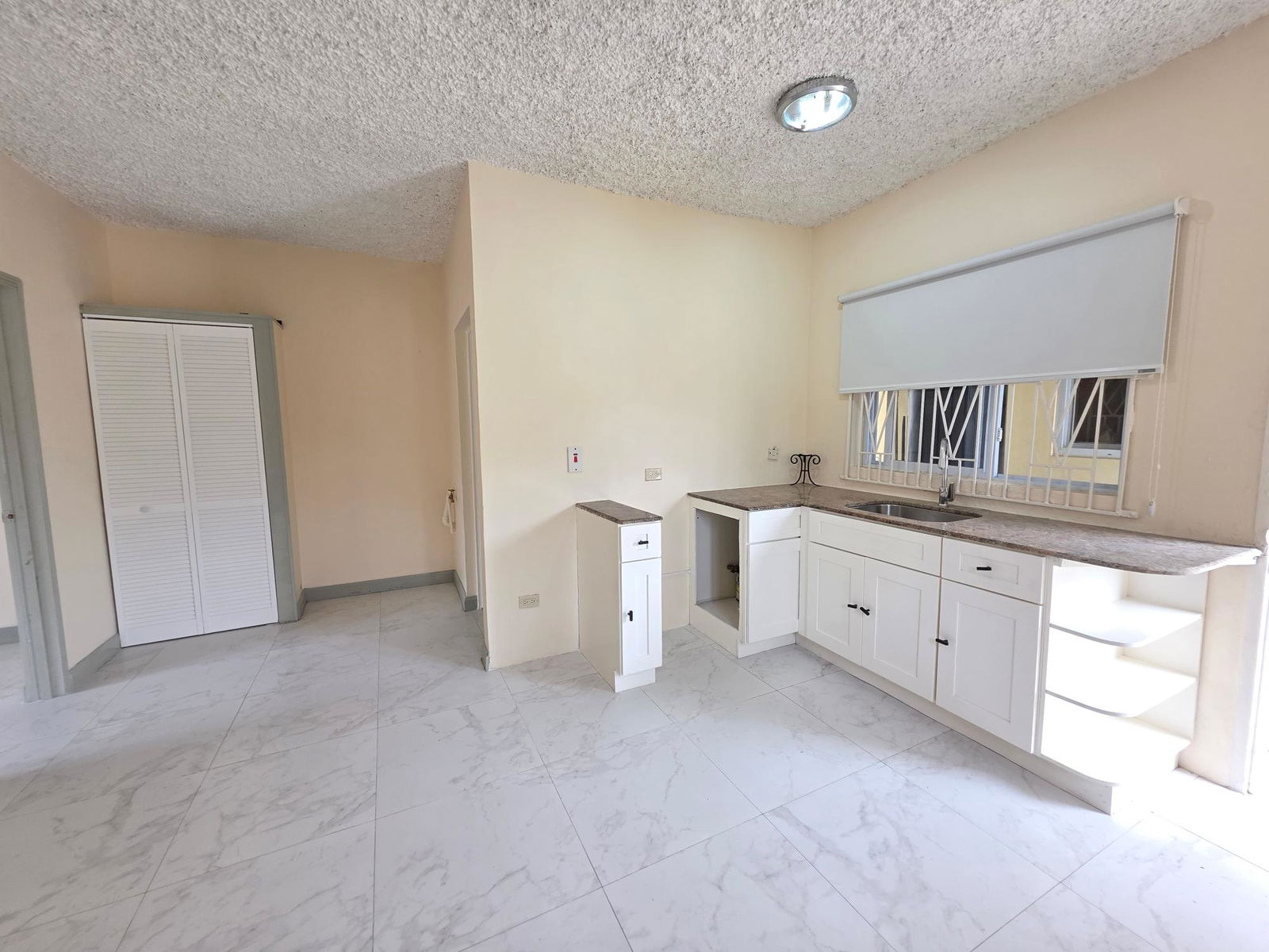 Second image of 2-27 Carlisle Avenue in Kingston 19, St. Andrew, Jamaica - property is For Rent