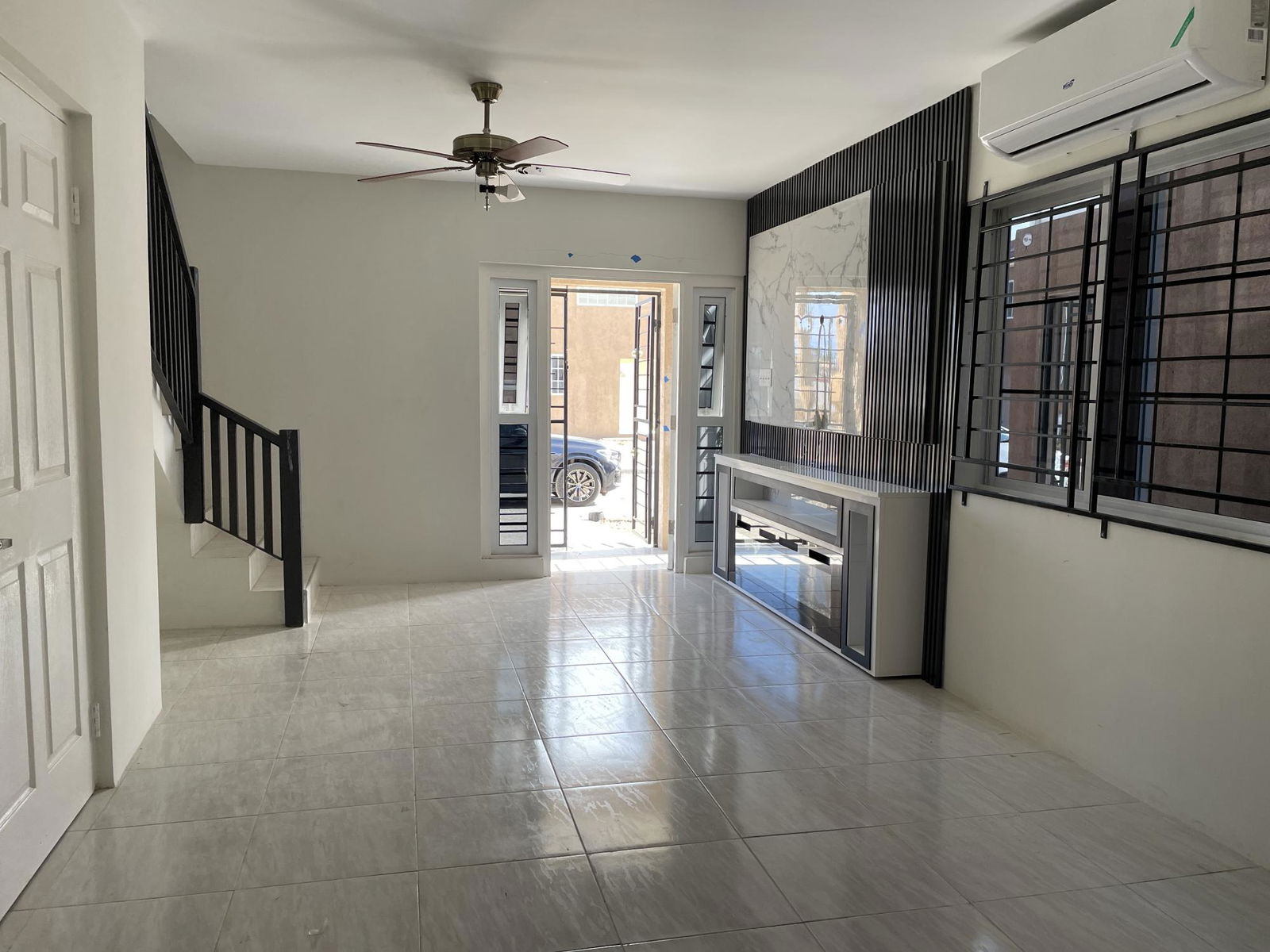 Third image of 98 Sandown Palms in Greater Portmore, St. Catherine, Jamaica - property is For Rent