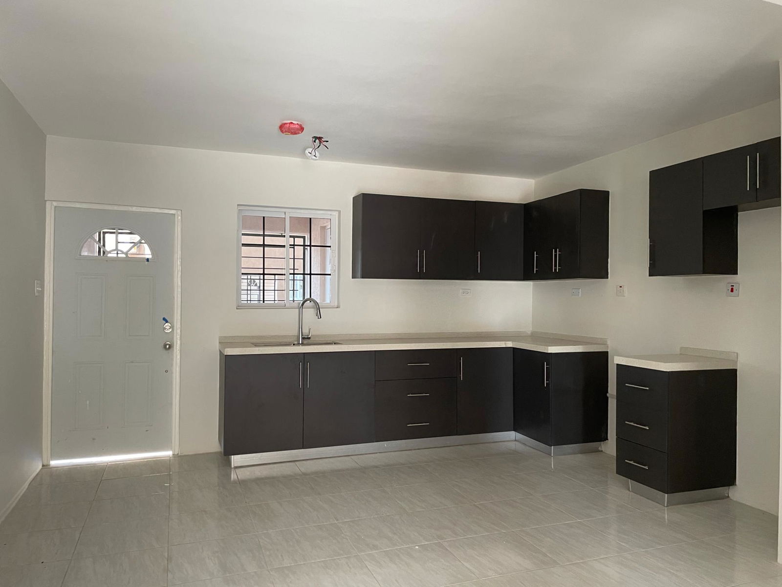 Fourth image of 98 Sandown Palms in Greater Portmore, St. Catherine, Jamaica - property is For Rent