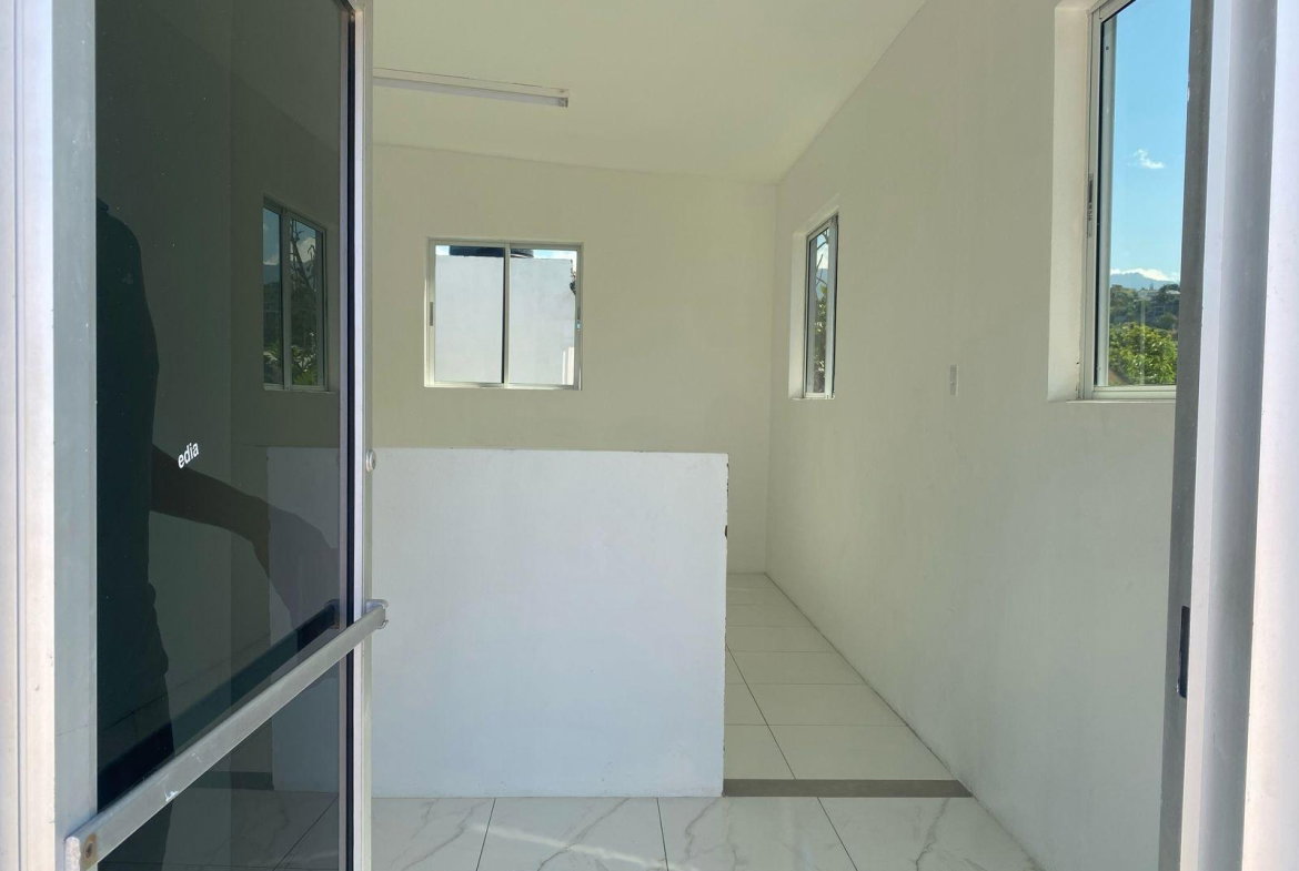 Seventh image of 10 Herb Mckenley Drive in Kingston 5, St. Andrew, Jamaica - property is For Rent