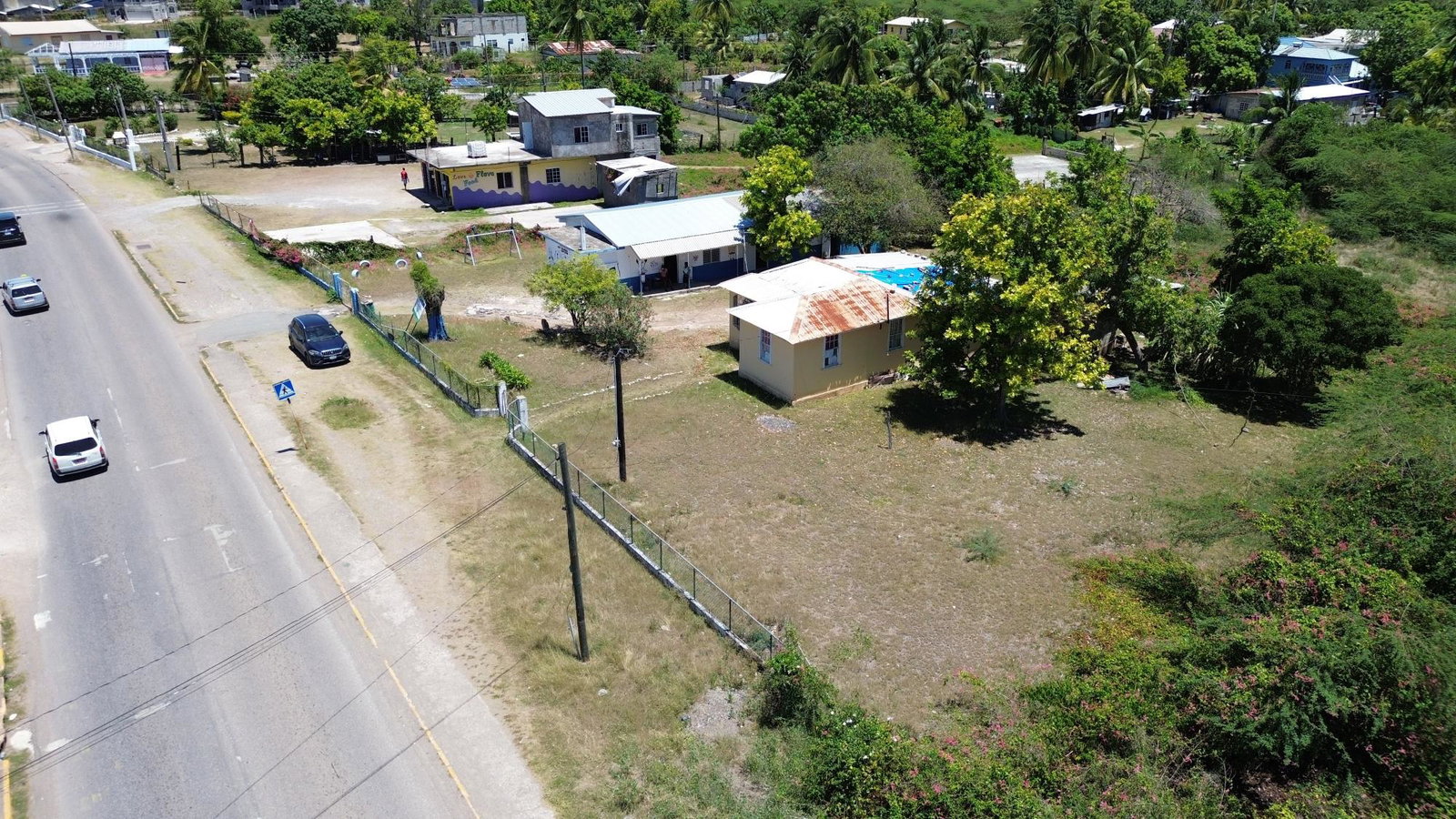 Eleventh image of Lpo Hayes, Lionel Town, c in Hayes, Clarendon, Jamaica - property is For Sale