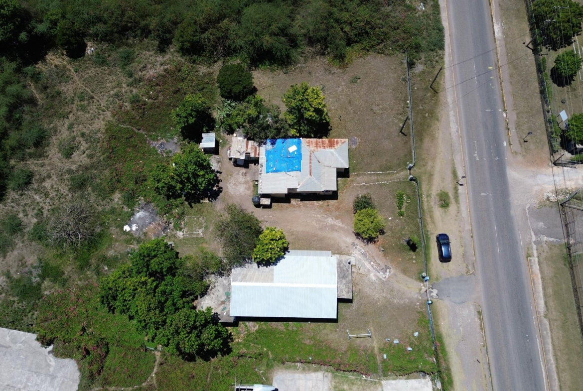 Eighth image of Lpo Hayes, Lionel Town, c in Hayes, Clarendon, Jamaica - property is For Sale