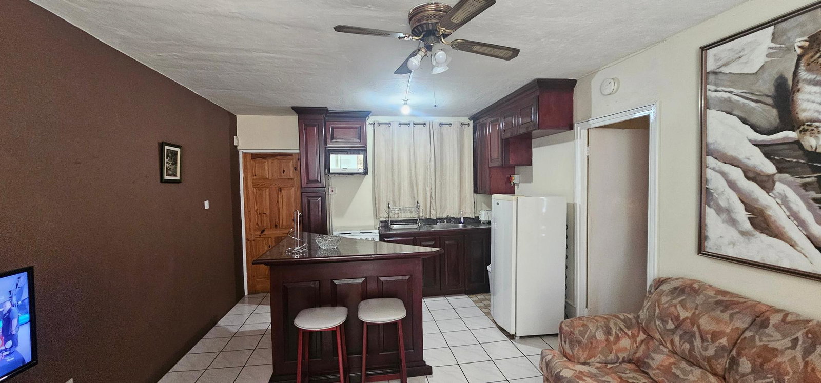 Ninth image of 203b-12-16 Oxford Road in Kingston 5, St. Andrew, Jamaica - property is For Sale