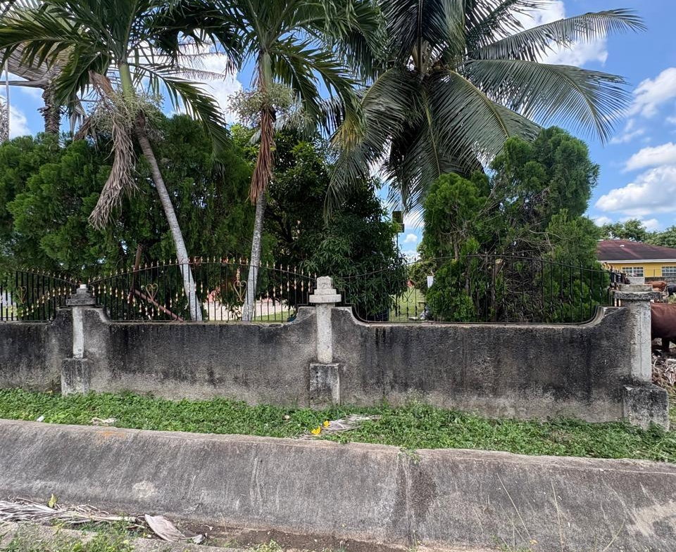 Third image of Toll Gate P.o , Clarendon in TOLLGATE, Clarendon, Jamaica - property is For Sale