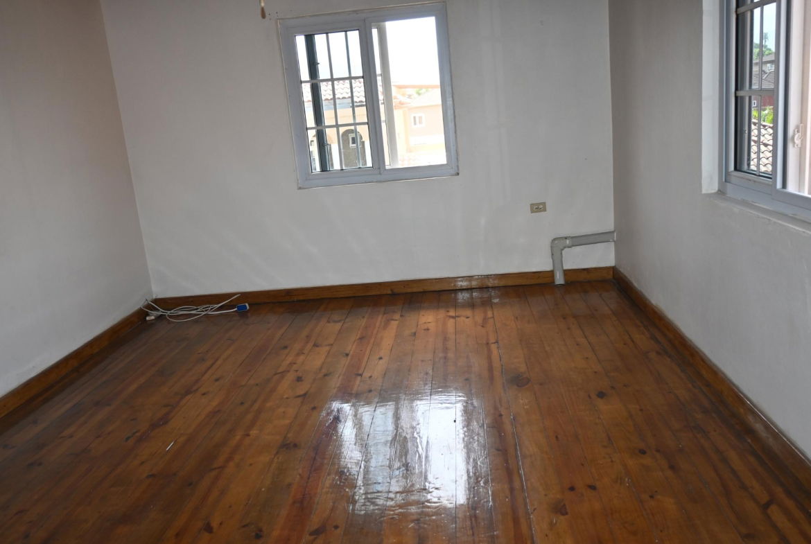 Tenth image of 16-14 Washington Drive in Kingston 10, St. Andrew, Jamaica - property is For Sale