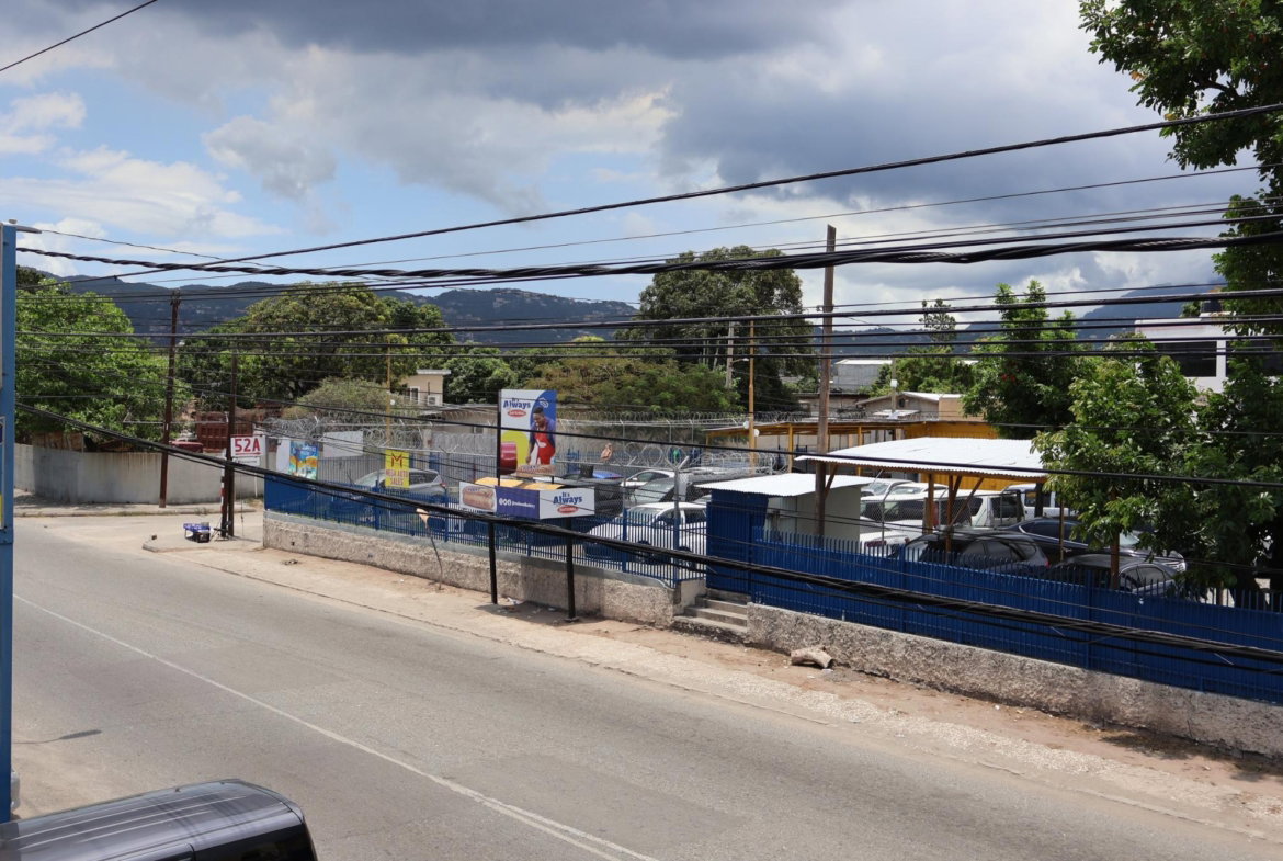 Sixth image of Shop 4-57 Molynes Road in Kingston 10, St. Andrew, Jamaica - property is For Rent
