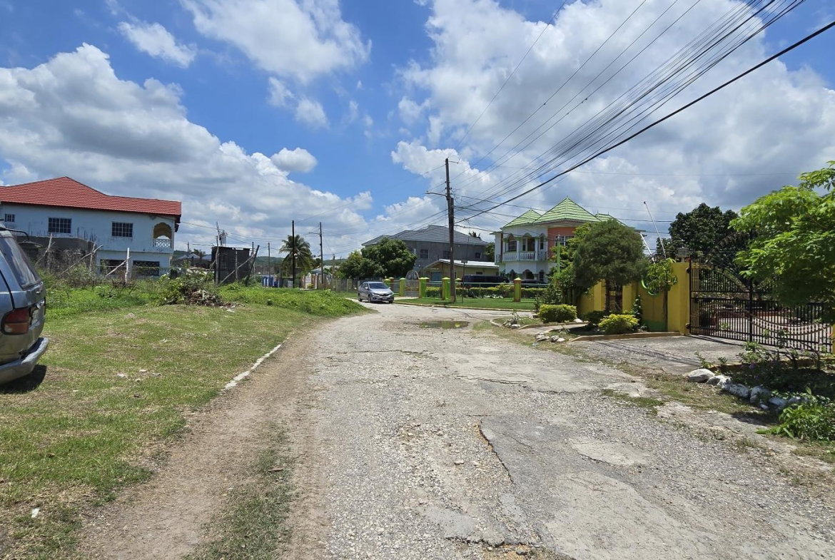 Fifth image of 17 Wickham Drive in Golden Acres, St. Catherine, Jamaica - property is For Sale