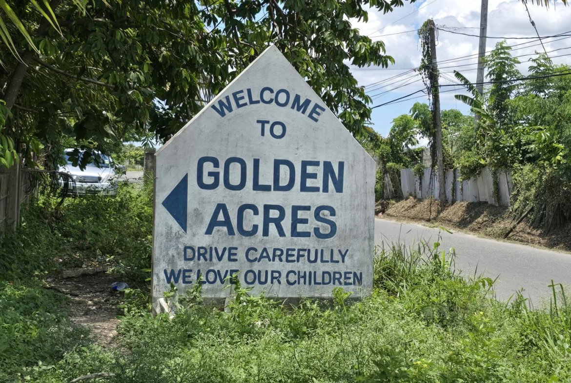 Ninth image of 17 Wickham Drive in Golden Acres, St. Catherine, Jamaica - property is For Sale
