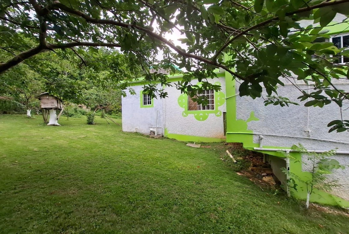 Second image of Balaclava, St. Elizabeth in Balaclava, St. Elizabeth, Jamaica - property is For Sale