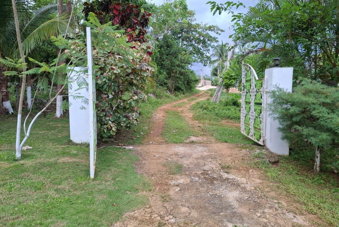 First image of Balaclava, St. Elizabeth in Balaclava, St. Elizabeth, Jamaica - property is For Sale