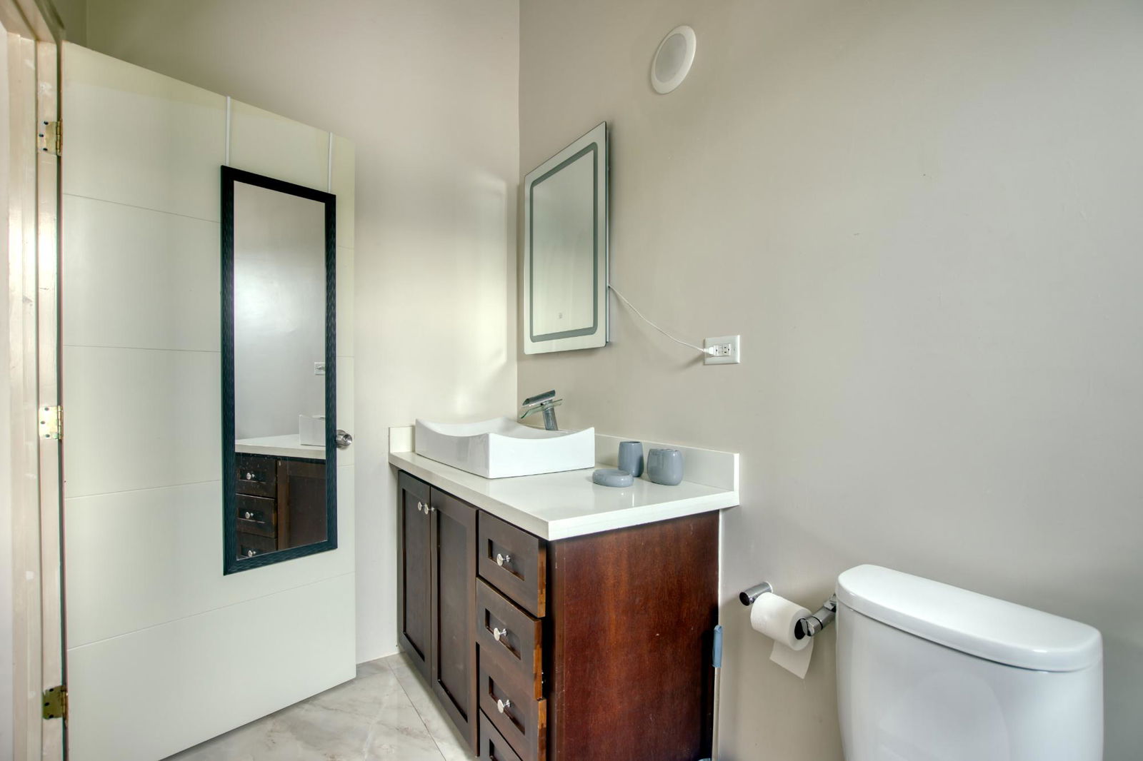 Fourteenth image of 6 Ottawa Avenue in Kingston 6, St. Andrew, Jamaica - property is For Sale