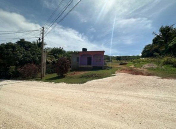Ninth image of Comma Pen, Junction in Comma Pen, St. Elizabeth, Jamaica - property is For Sale