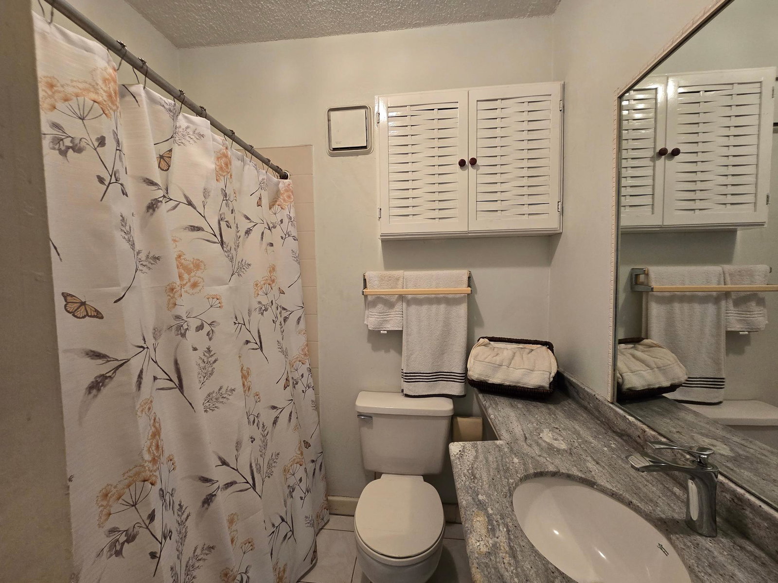 Thirteenth image of 3-1-3 Worthington Terrace in Kingston 5, St. Andrew, Jamaica - property is For Sale