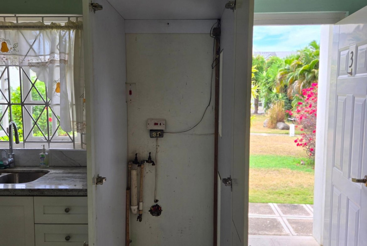 Twenty-First image of 3-1-3 Worthington Terrace in Kingston 5, St. Andrew, Jamaica - property is For Sale
