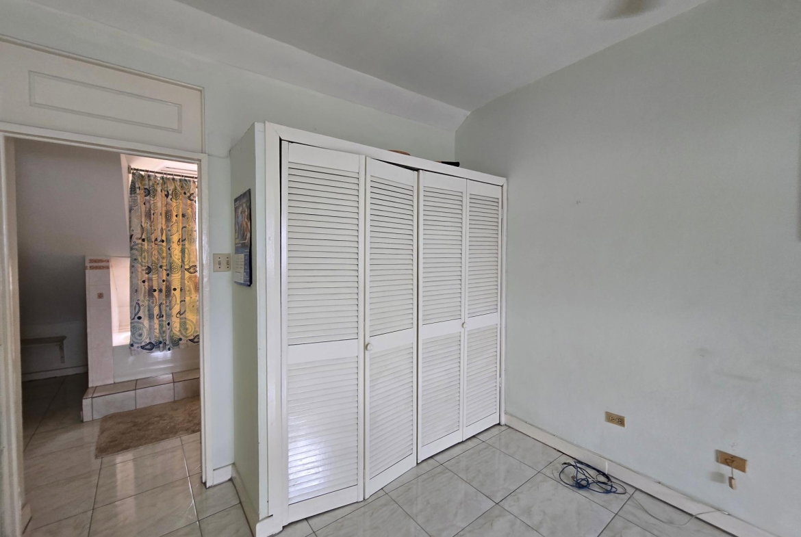 Fifth image of 3-1-3 Worthington Terrace in Kingston 5, St. Andrew, Jamaica - property is For Sale