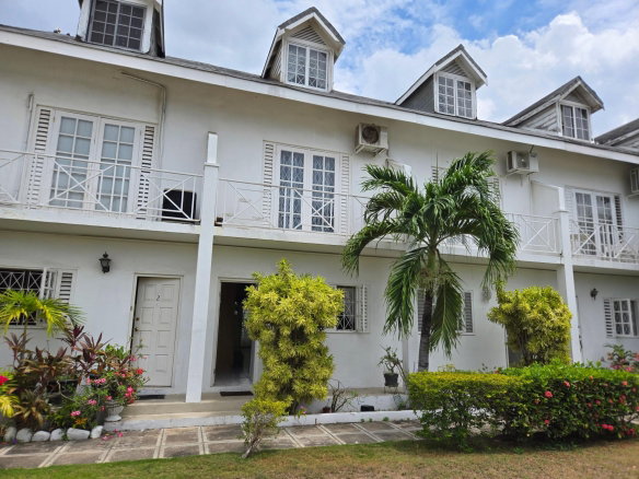 First image of 3-1-3 Worthington Terrace in Kingston 5, St. Andrew, Jamaica - property is For Sale