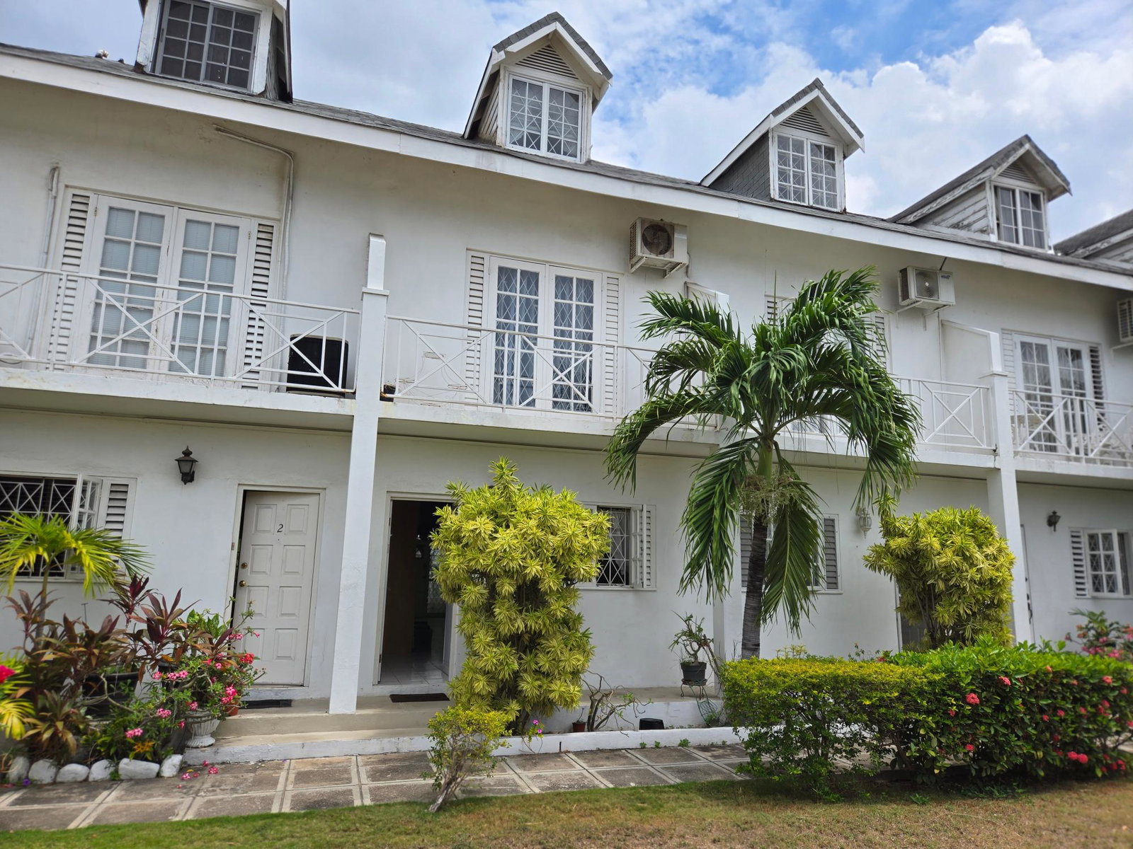 First image of 3-1-3 Worthington Terrace in Kingston 5, St. Andrew, Jamaica - property is For Sale