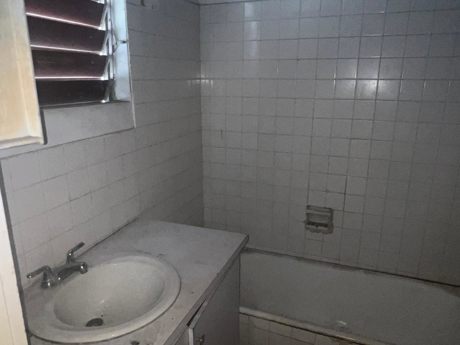 Sixth image of 11-38 Ivy Green Crescent in Kingston 5, St. Andrew, Jamaica - property is For Sale