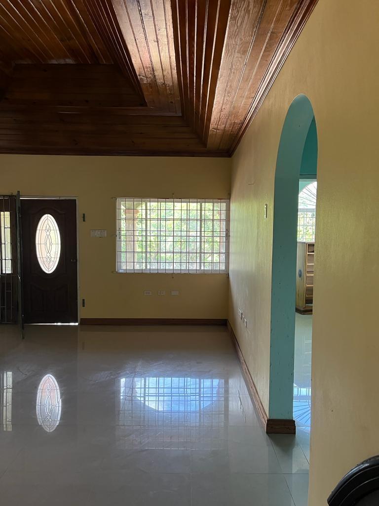 Charming-6-Bedroom-House-for-Sale-in-Greenvale-Hatfield-Manchester-Jamaica Seventh image of Top Greenvale, Hatfield in Hat Field, Manchester, Jamaica - property is For Sale