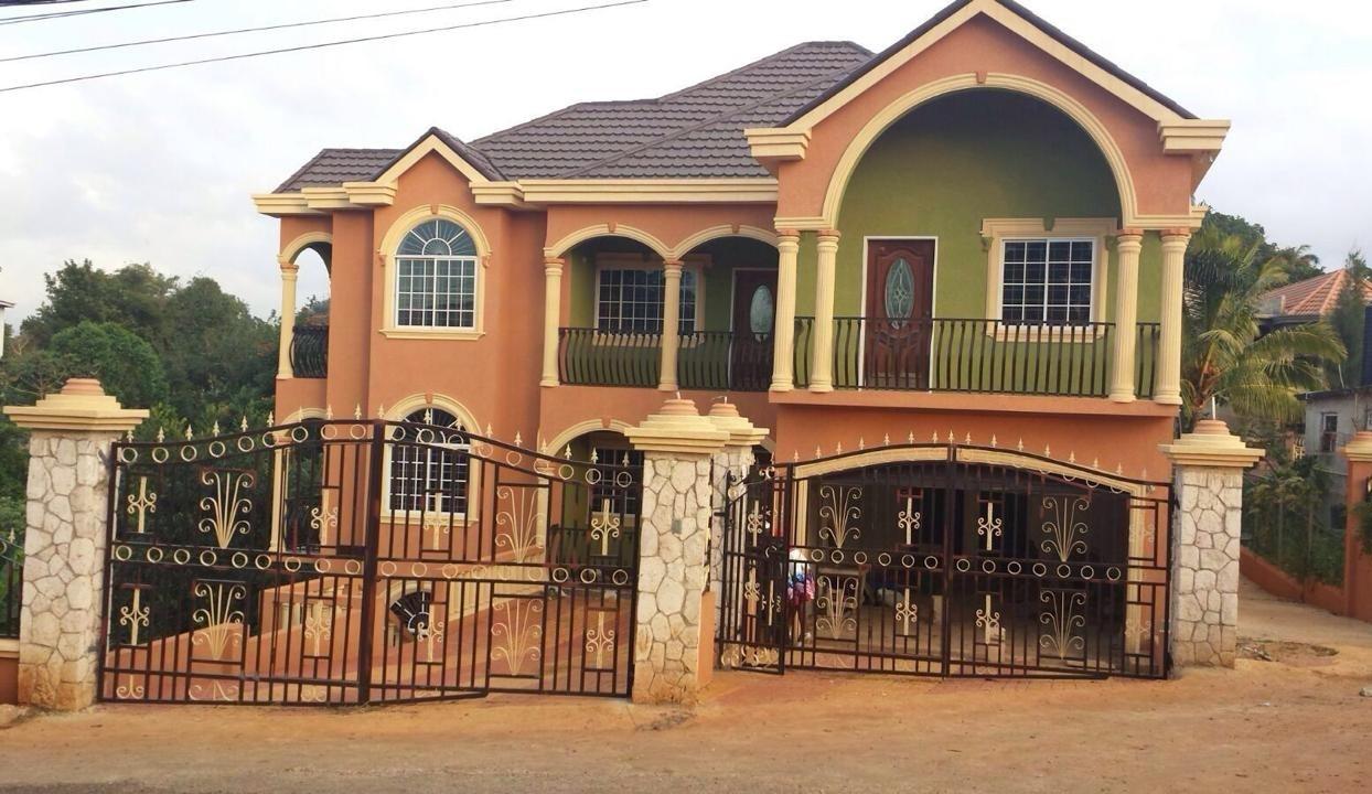 Charming-6-Bedroom-House-for-Sale-in-Greenvale-Hatfield-Manchester-Jamaica First image of Top Greenvale, Hatfield in Hat Field, Manchester, Jamaica - property is For Sale
