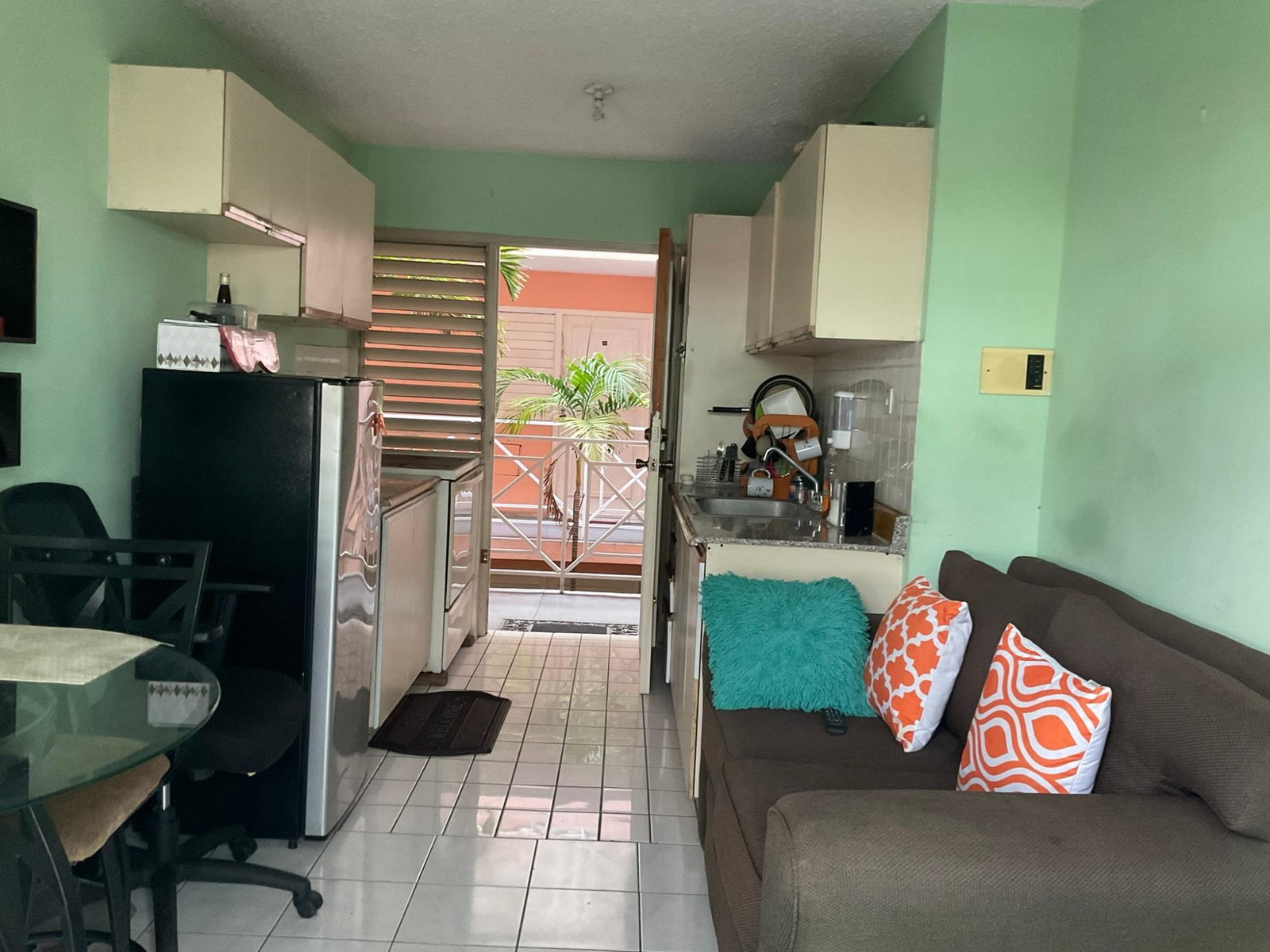 Charming-Studio-Apartment-for-Sale-in-St.-Andrew-Jamaica-–-Great-Investment-Opportunity Fifth image of 211-15 1/2 Kensington Crescent in Kingston 5, St. Andrew, Jamaica - property is For Sale