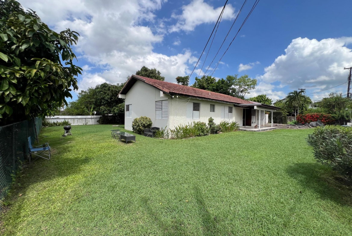 First image of 7 Birdsucker Heights in Kingston 8, St. Andrew, Jamaica - property is For Sale