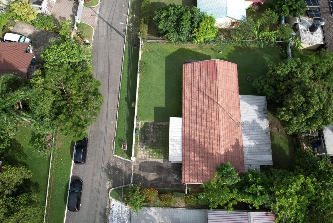 Fourth image of 7 Birdsucker Heights in Kingston 8, St. Andrew, Jamaica - property is For Sale